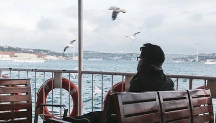 开云体育娱乐-日本队与传统强队展开激烈角逐，日本队与传统强队展开激烈角逐的区别